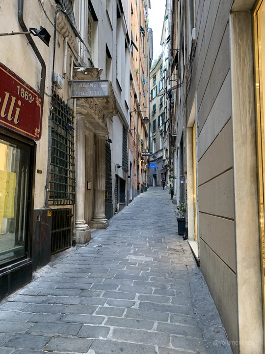 Streets / Genova