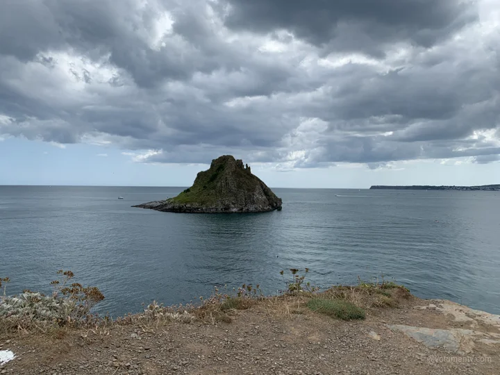 Coasts / Torquay & Yelverton
